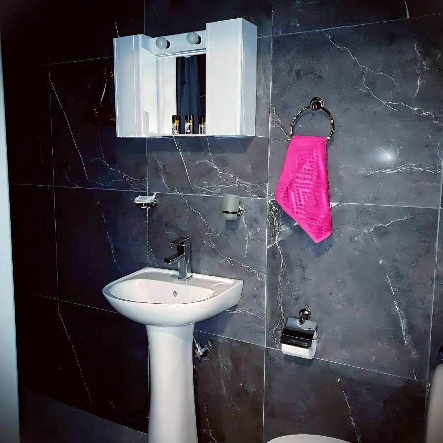 קסאנטי Centrally Apartments מראה חיצוני תמונה